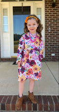 Load image into Gallery viewer, HOODED CUTIE DRESS
