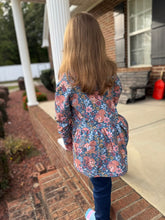 Load image into Gallery viewer, YOUTH CARDIGAN
